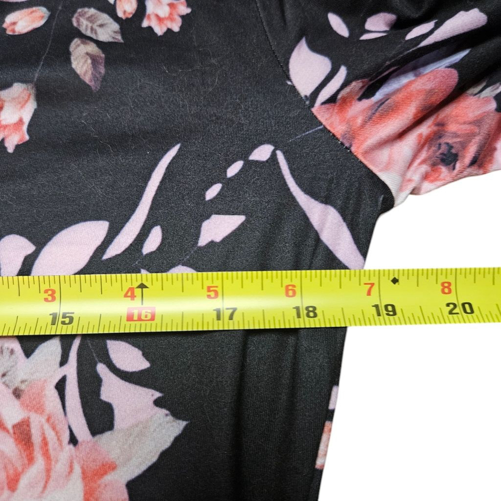 Beauhuty Medium Black Pink Floral Deep V-Neck Slim Fitted Long Sleeve Shirt - Picture 5 of 7